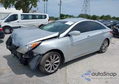 2012 Hyundai Sonata Se z USA, uszkodzony, nr VIN 5NPEC4AC1CH451359